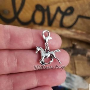 5/$25 Silver Horse clip-on Charm for Bracelet~Zipper~Makeup Bag~Badge~Backpack~